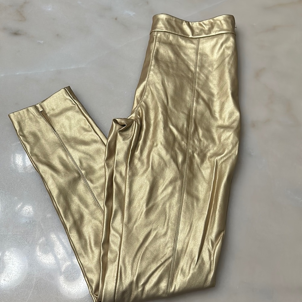 Gold pants/jeggings